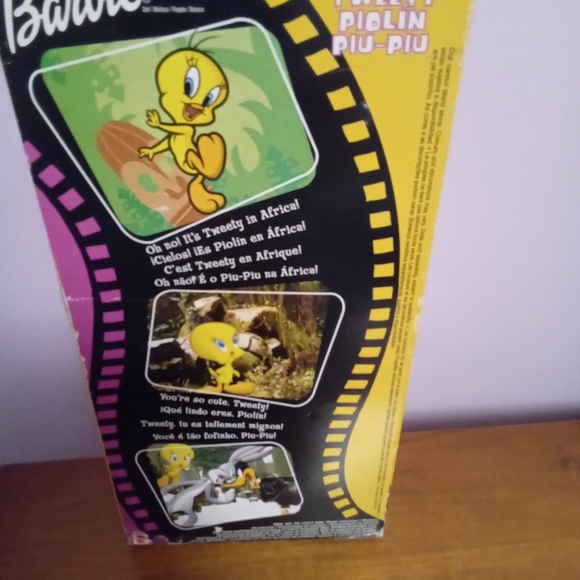 Barbie Loves Tweety Special Edition Doll By Mattel - Uruguay